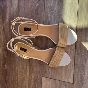 GILI White Leather Ankle Strap Mandie Espadrille Wedge Sandal 8.5 Gili